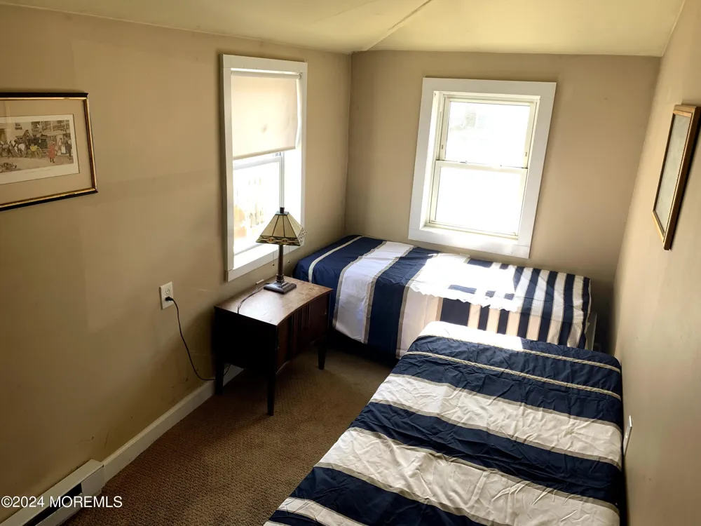 421 1st Avenue Manasquan, NJ 08736