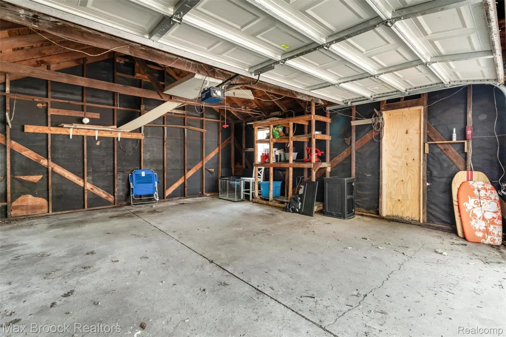 201 W Webster Street Ferndale City, MI 48220