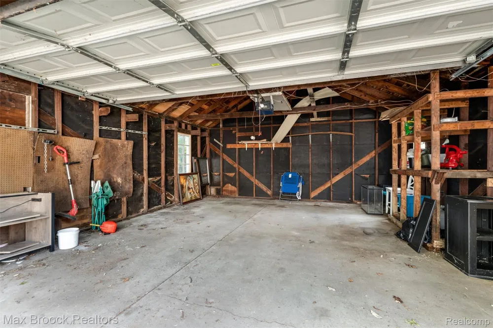 201 W Webster Street Ferndale City, MI 48220
