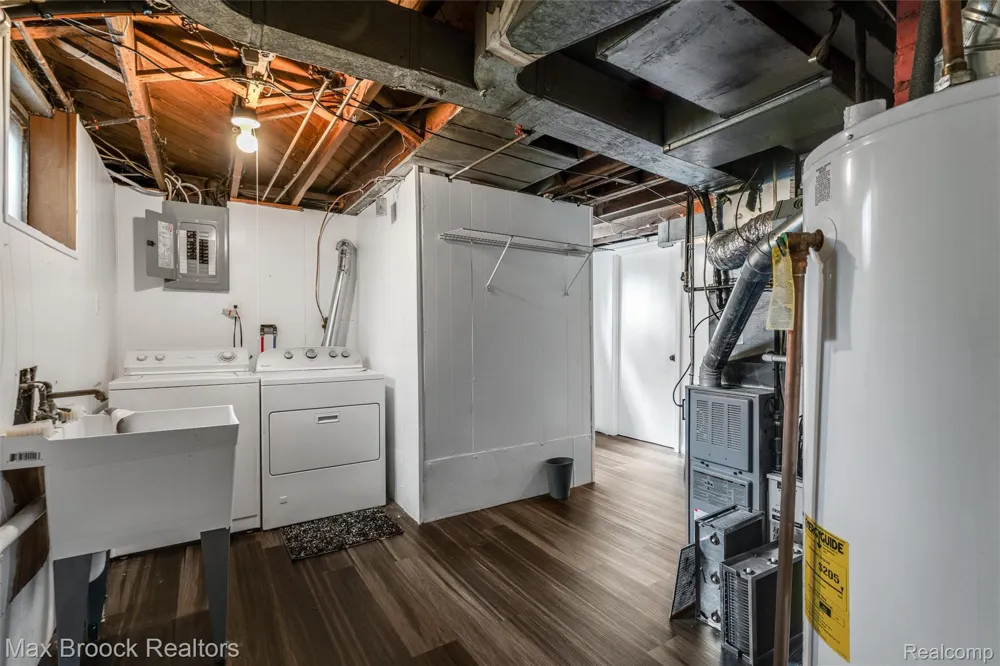 201 W Webster Street Ferndale City, MI 48220