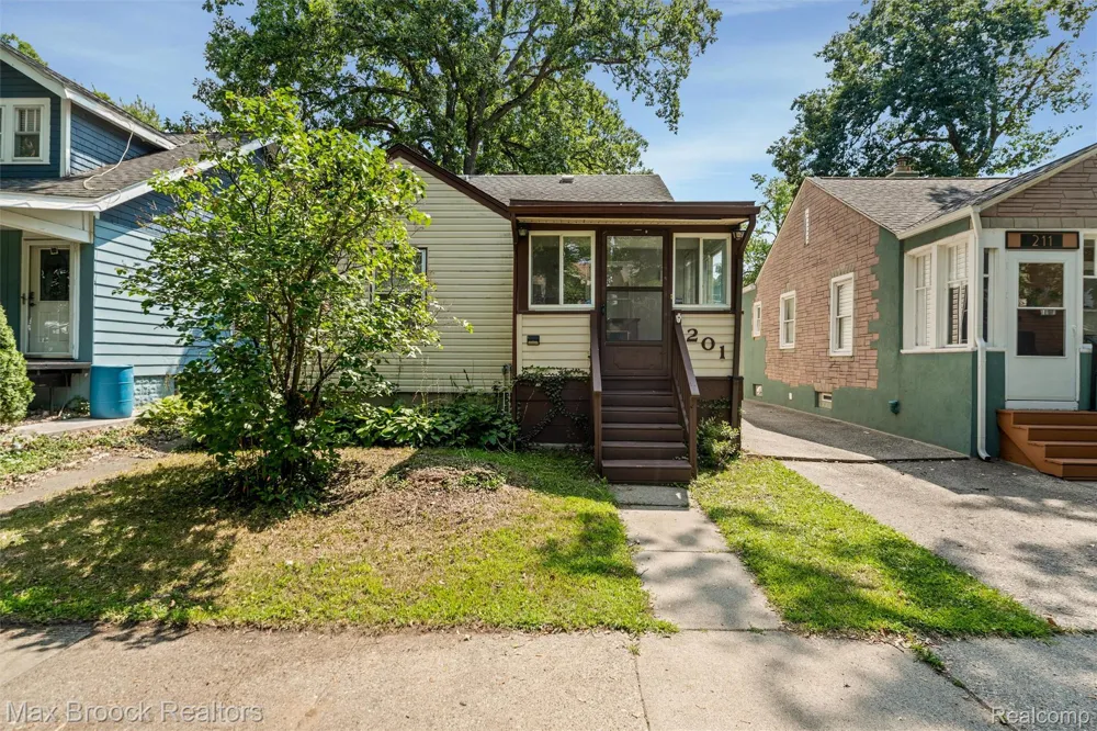 201 W Webster Street Ferndale City, MI 48220