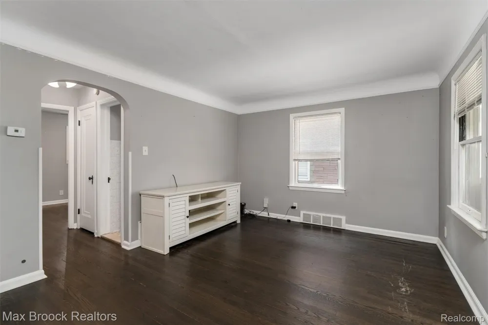 201 W Webster Street Ferndale City, MI 48220