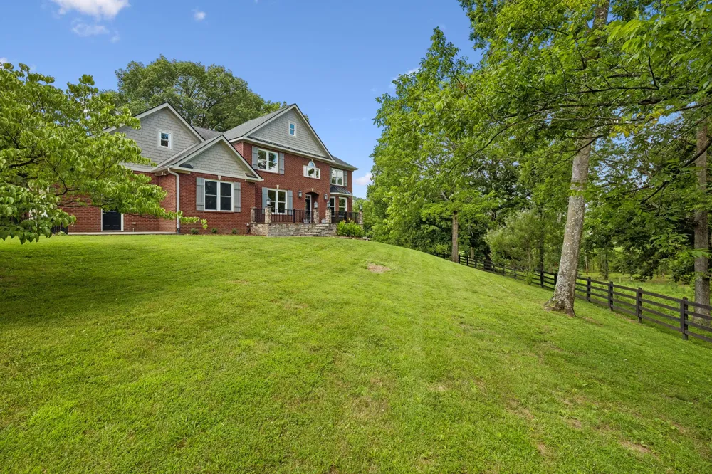 2671 Sanford Rd Nolensville, TN 37135