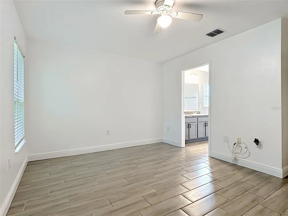 3040 LAKES CREST AVENUE St Cloud, FL 34772