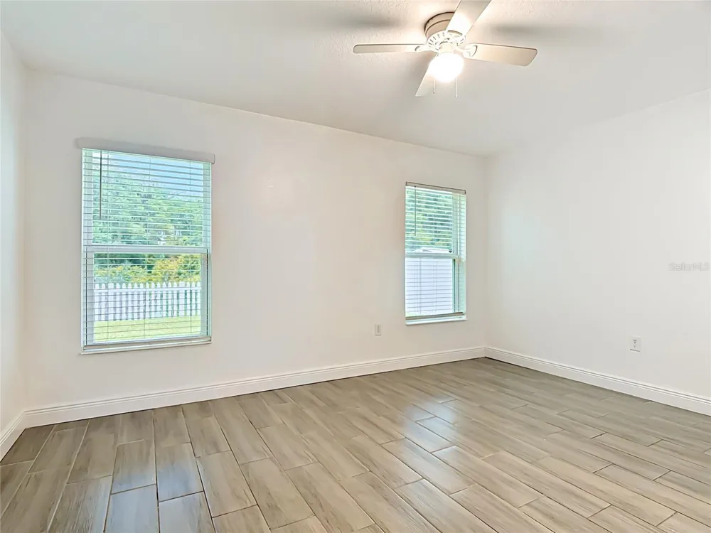 3040 LAKES CREST AVENUE St Cloud, FL 34772