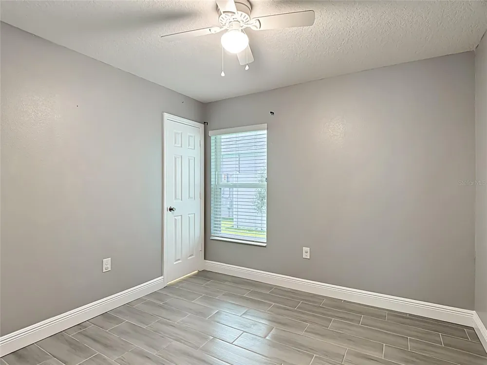 3040 LAKES CREST AVENUE St Cloud, FL 34772