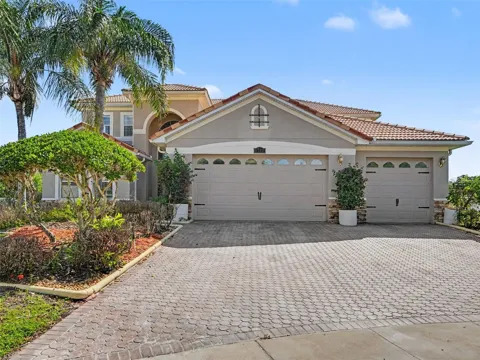 1711 WINDWARD OAKS COURT