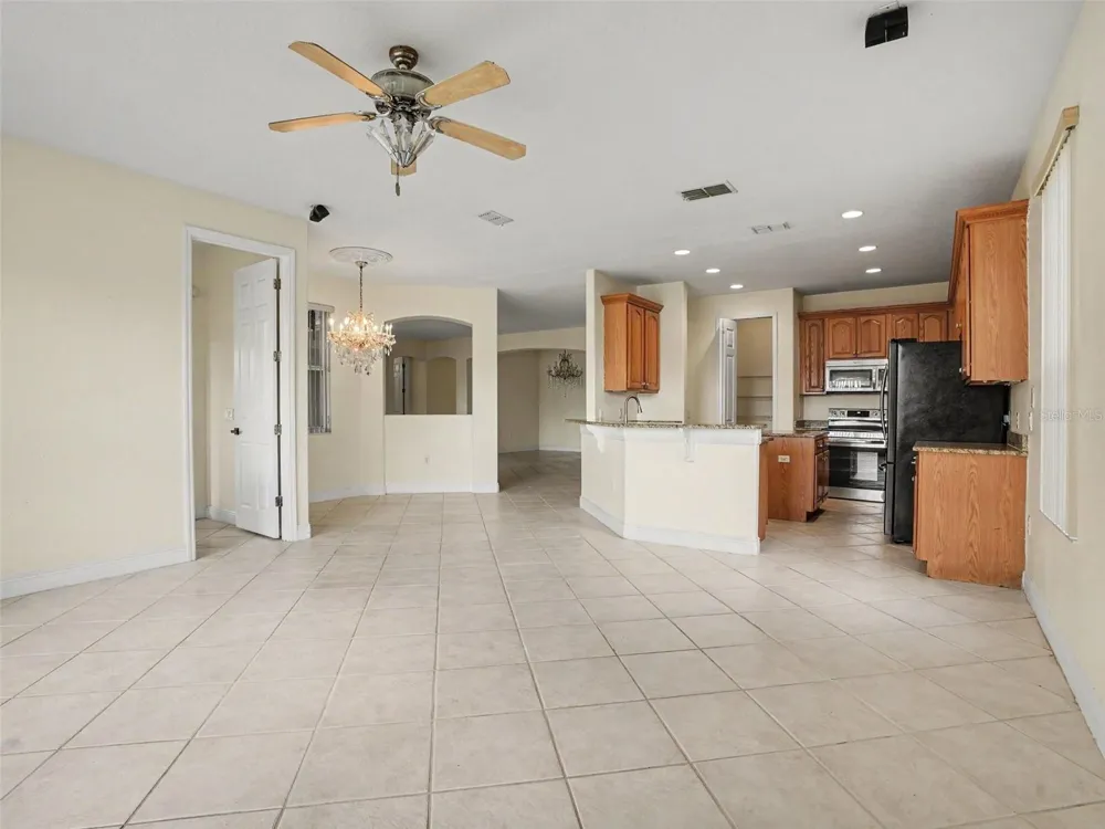1711 WINDWARD OAKS COURT Kissimmee, FL 34746