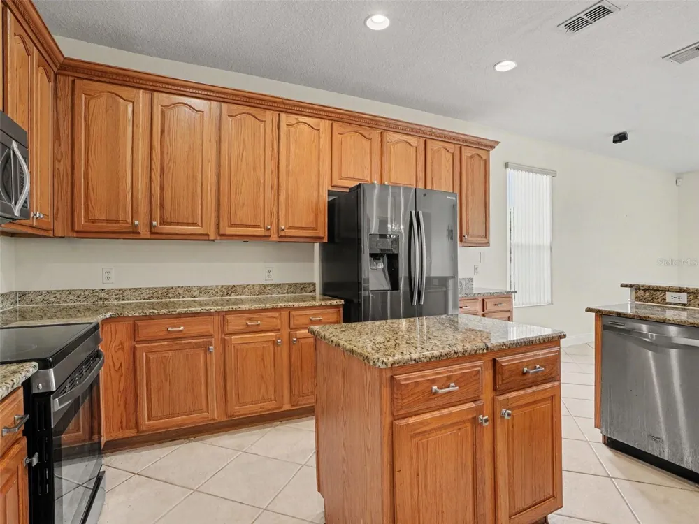 1711 WINDWARD OAKS COURT Kissimmee, FL 34746