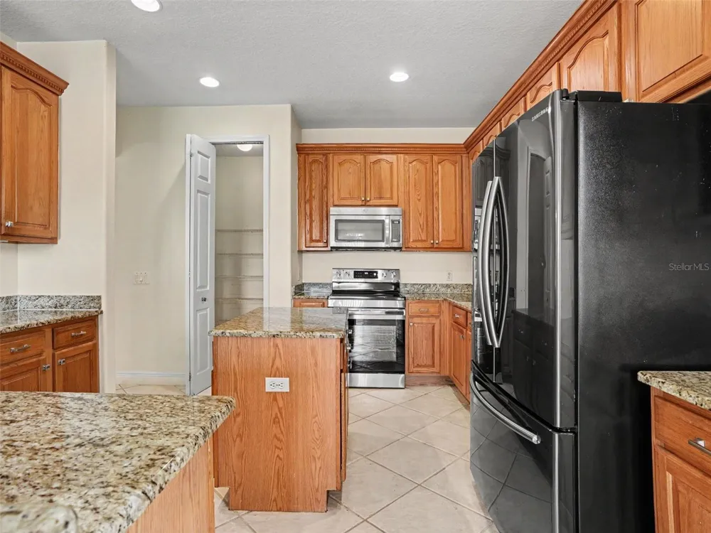 1711 WINDWARD OAKS COURT Kissimmee, FL 34746