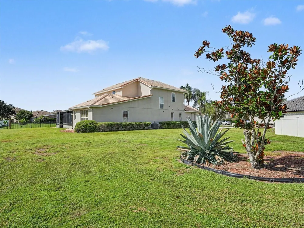 1711 WINDWARD OAKS COURT Kissimmee, FL 34746