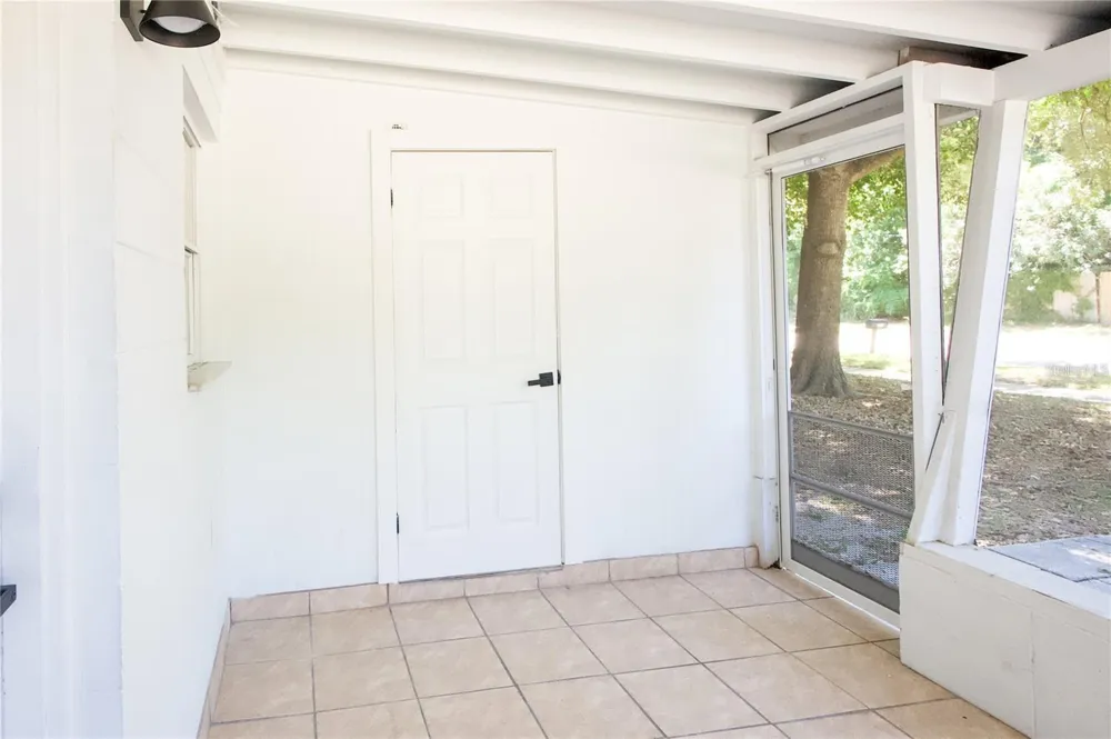 9001 82ND STREET Seminole, FL 33777