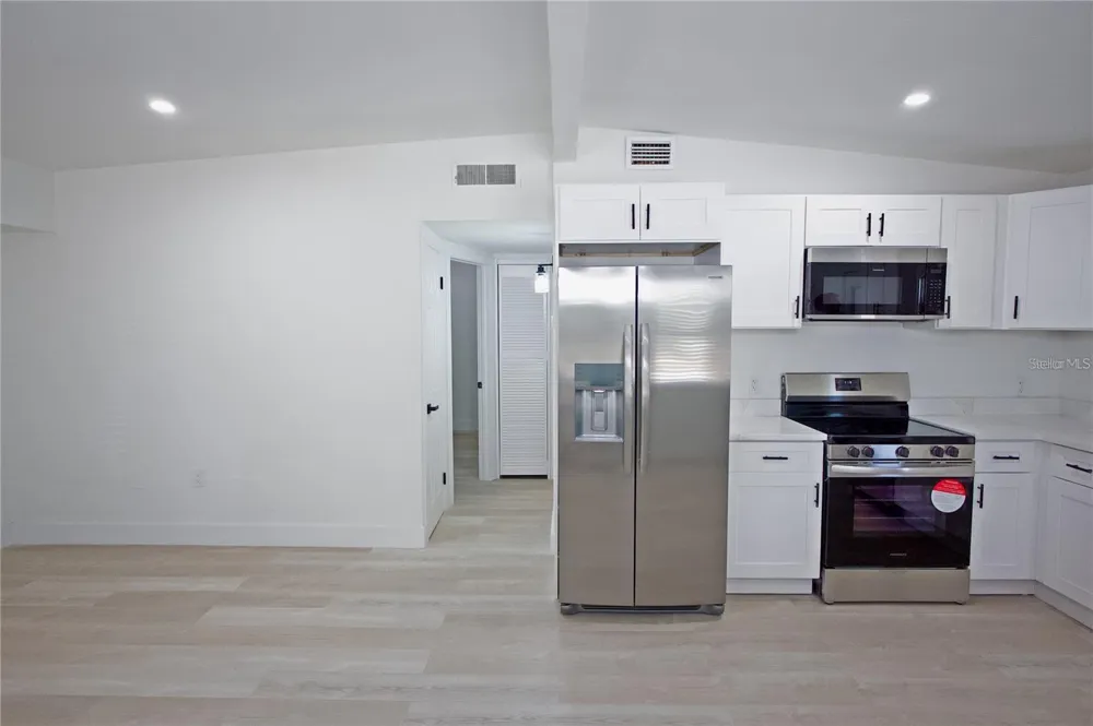 9001 82ND STREET Seminole, FL 33777