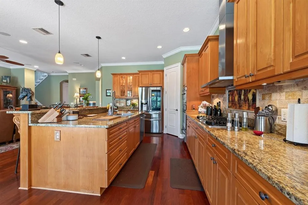 5916 S 6TH STREET Tampa, FL 33611