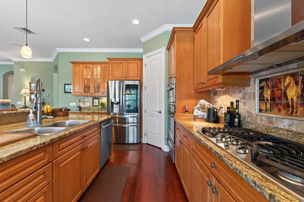 5916 S 6TH STREET Tampa, FL 33611