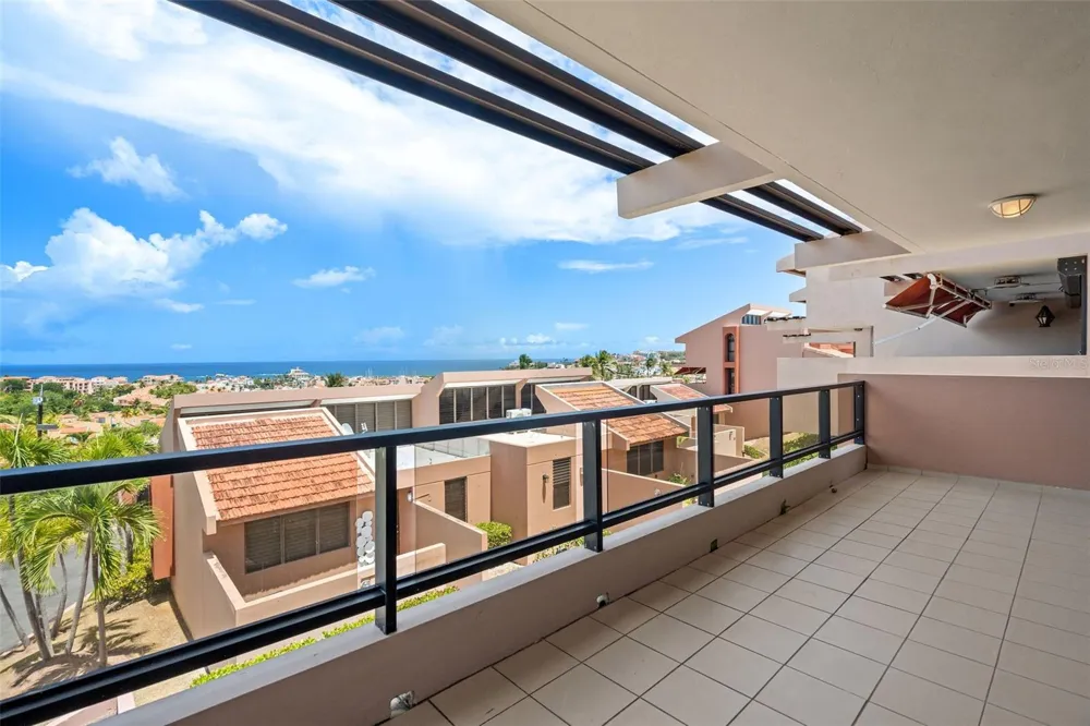 170 PALMAS DRIVE #B20 Humacao, PR 00791