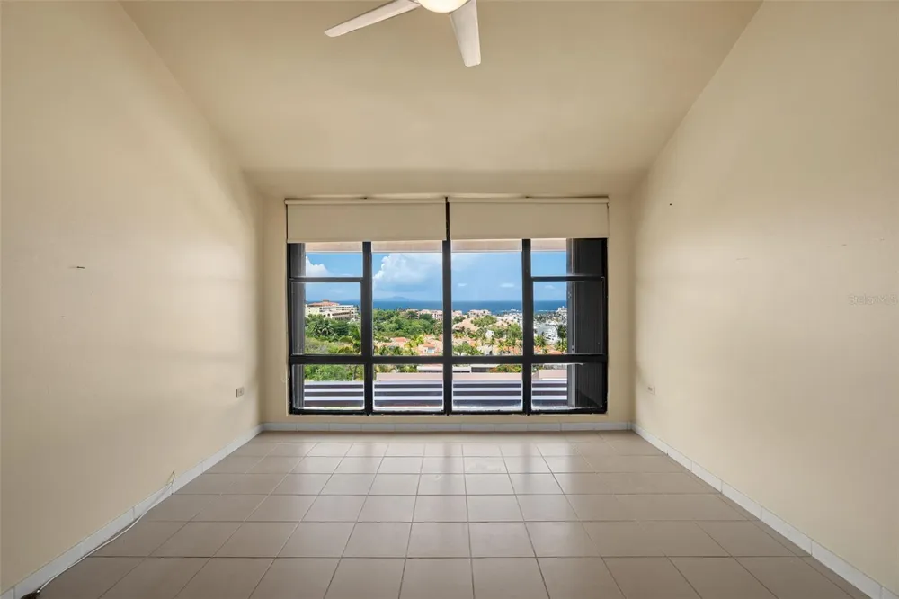 170 PALMAS DRIVE #B20 Humacao, PR 00791