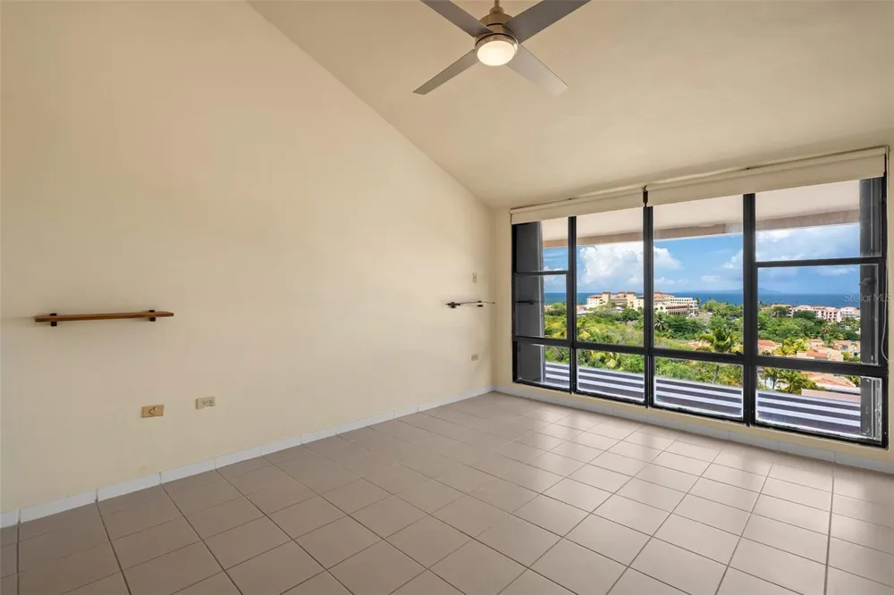 170 PALMAS DRIVE #B20 Humacao, PR 00791