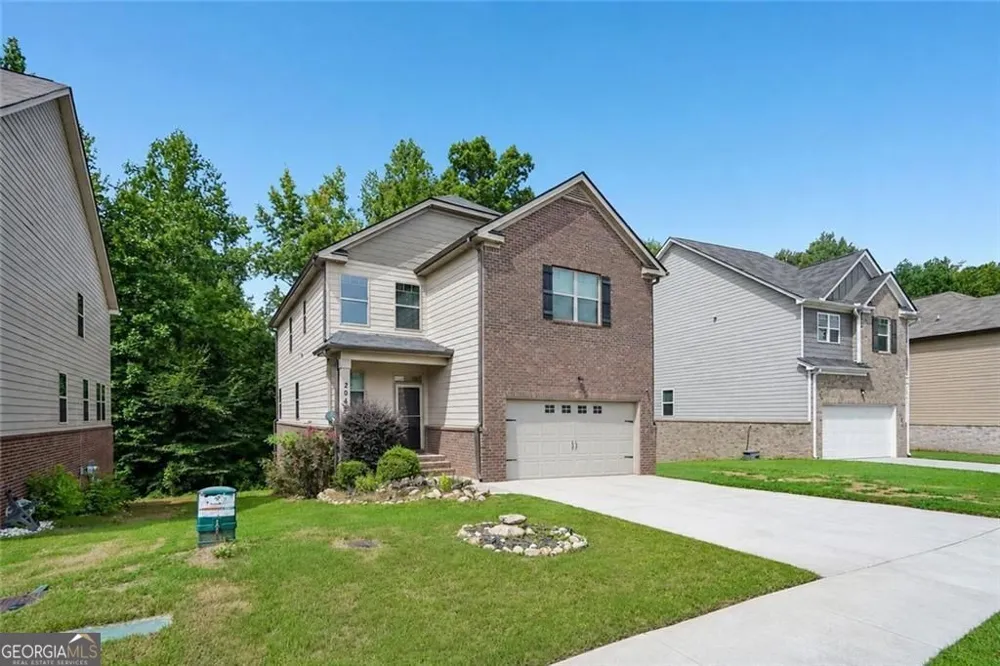 2045 Theberton TRL Locust Grove, GA 30248