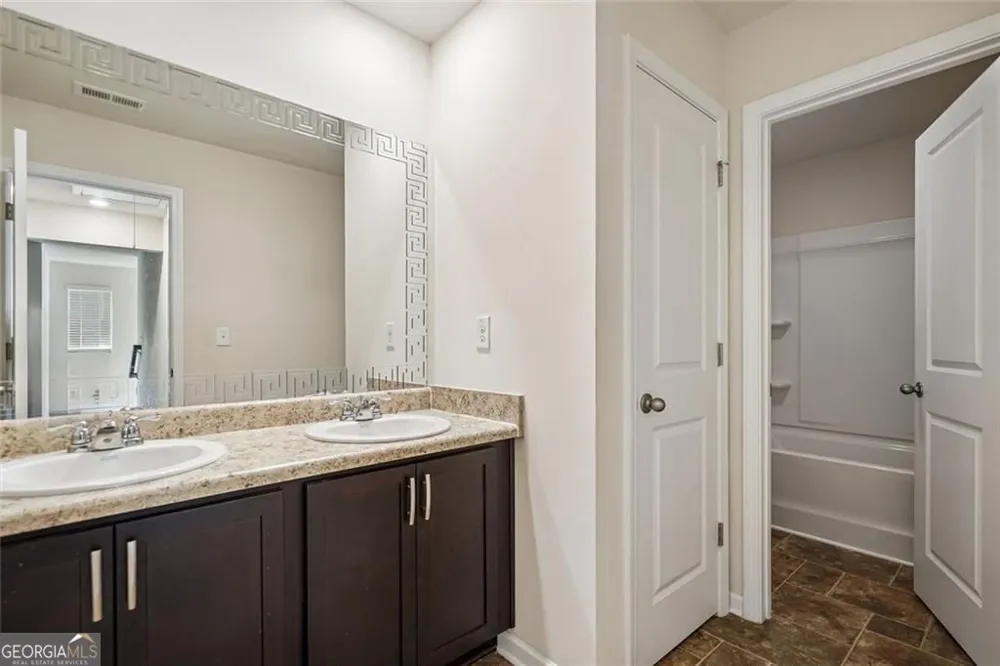 2045 Theberton TRL Locust Grove, GA 30248