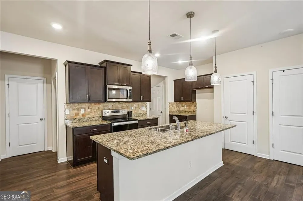 2045 Theberton TRL Locust Grove, GA 30248
