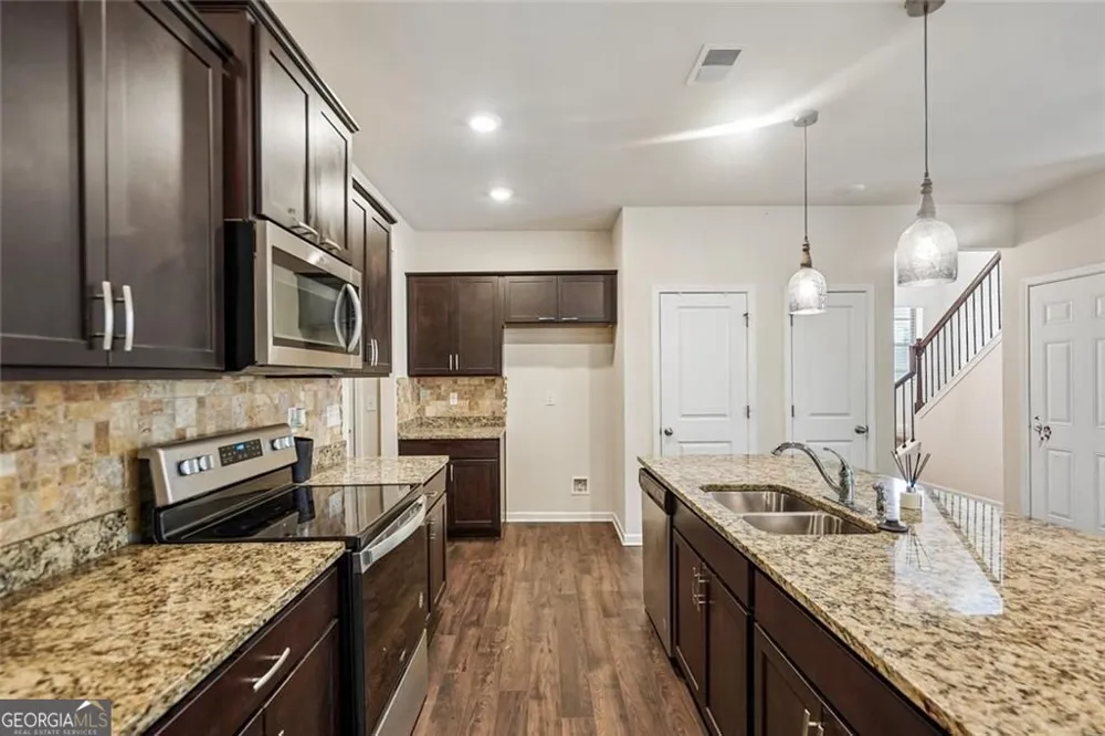 2045 Theberton TRL Locust Grove, GA 30248