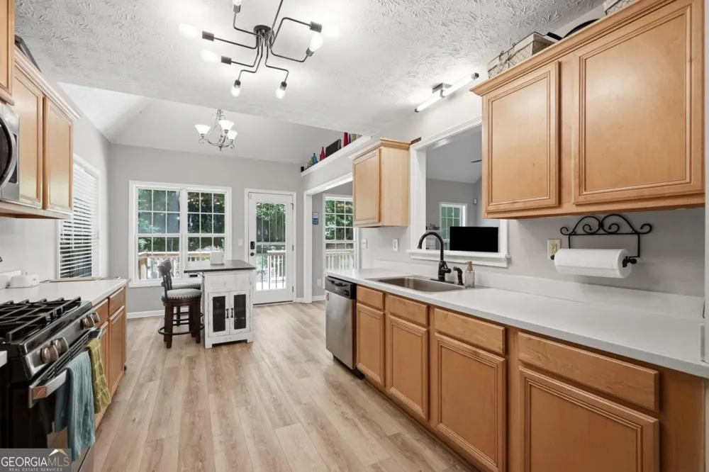 210 Amaranth CT Ball Ground, GA 30107