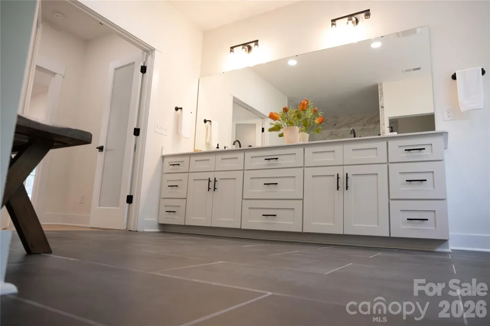 320 Laurel Crest Drive Kannapolis, NC 28081
