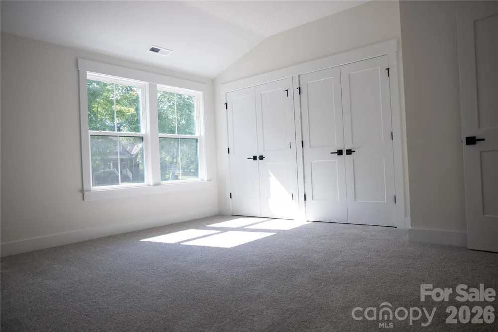 320 Laurel Crest Drive Kannapolis, NC 28081