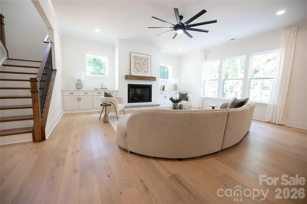320 Laurel Crest Drive Kannapolis, NC 28081