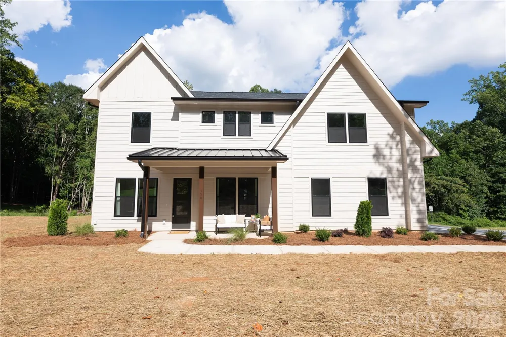 320 Laurel Crest Drive Kannapolis, NC 28081