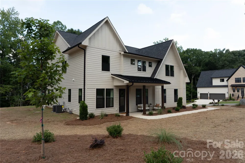 320 Laurel Crest Drive Kannapolis, NC 28081
