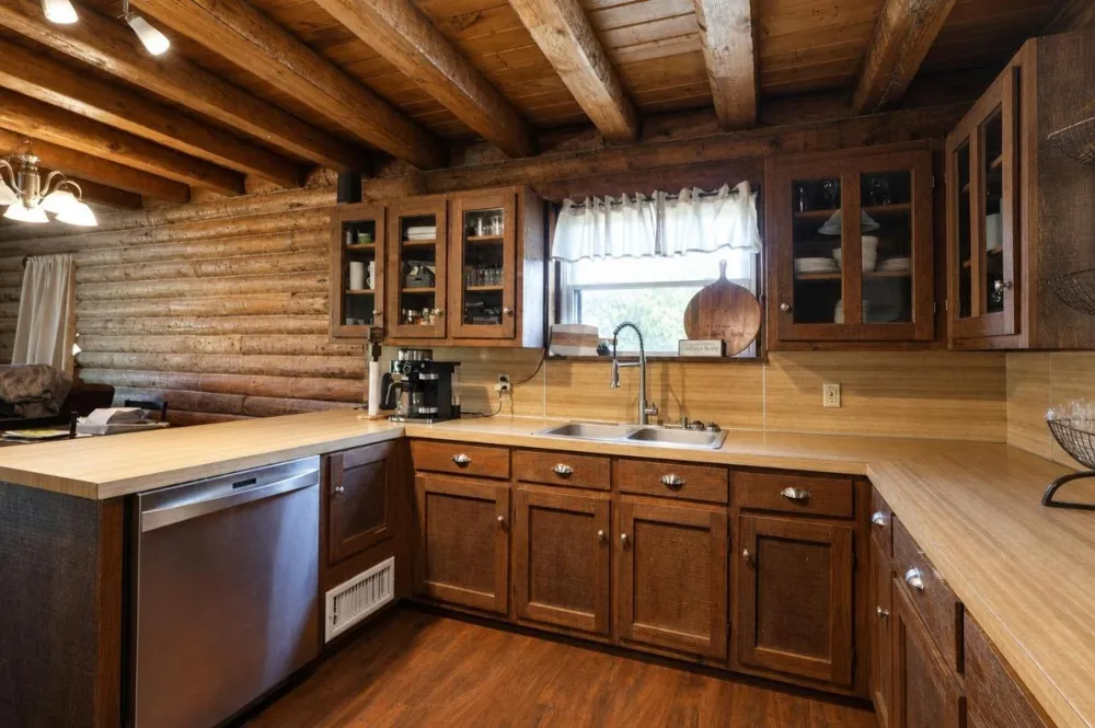 436 County Road 3802 Bullard, TX 75757