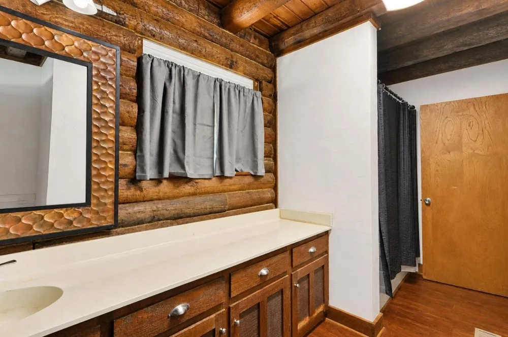 436 County Road 3802 Bullard, TX 75757