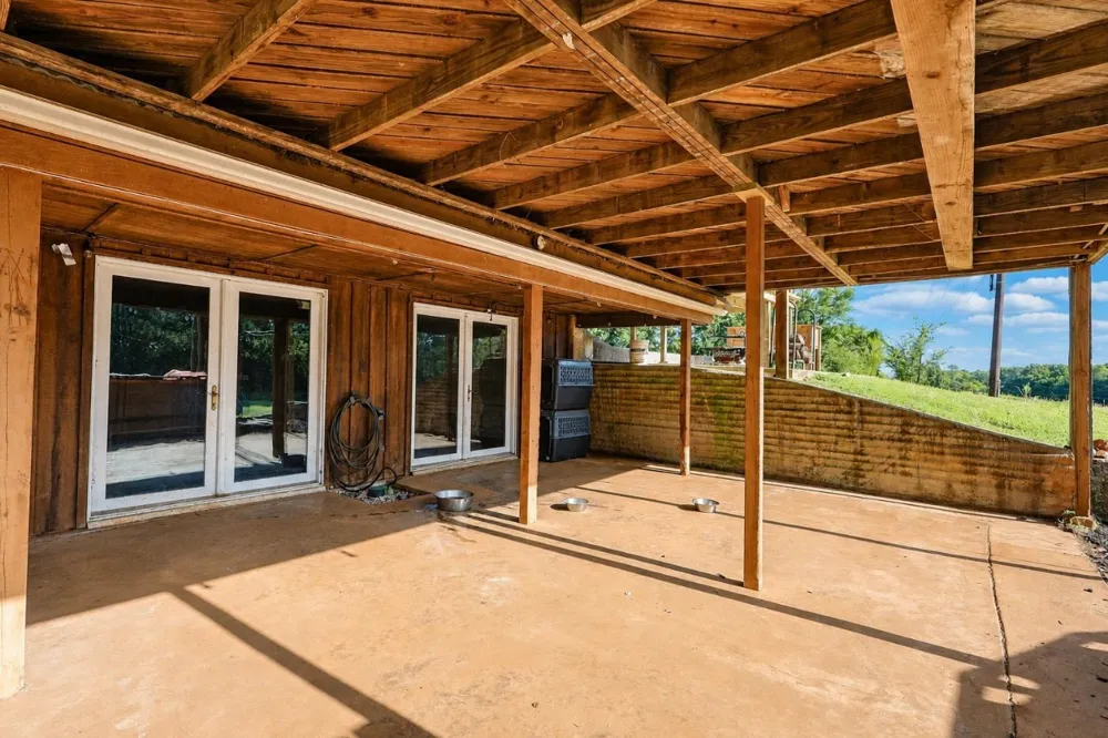 436 County Road 3802 Bullard, TX 75757