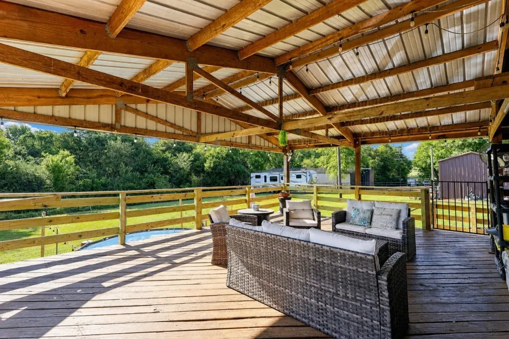 436 County Road 3802 Bullard, TX 75757