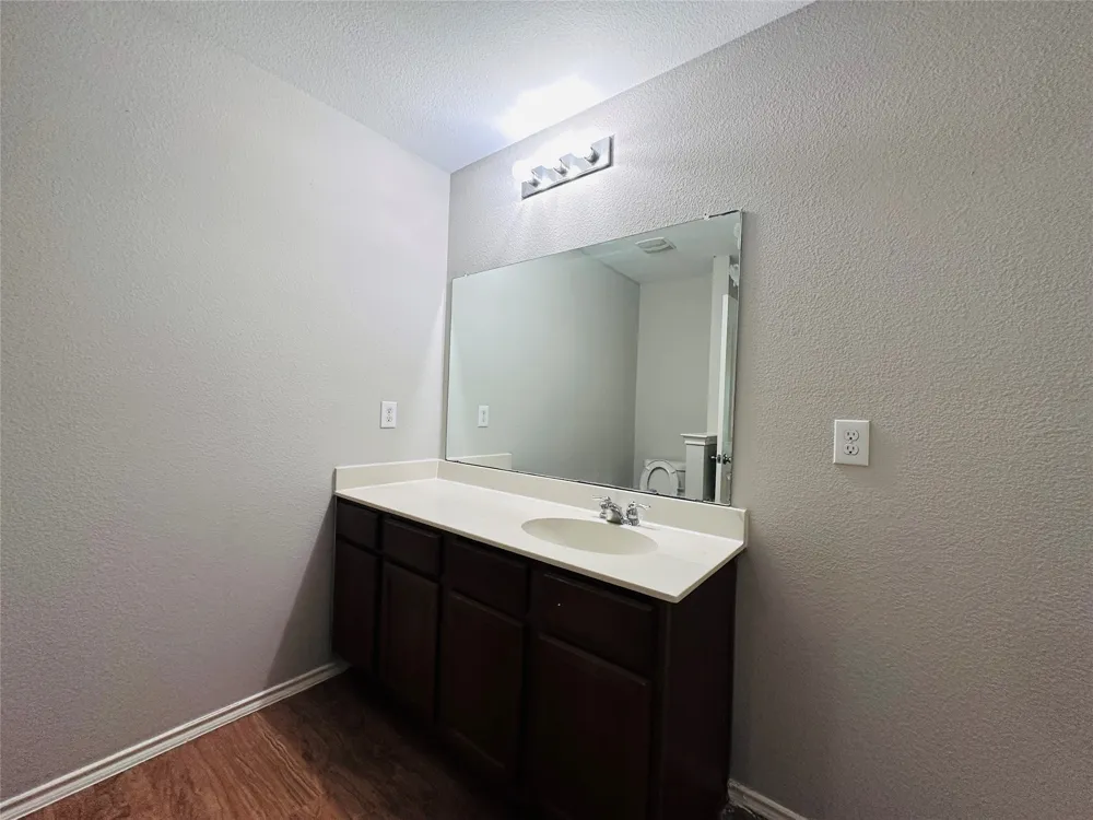 1703 Eagle River Trail Lancaster, TX 75146
