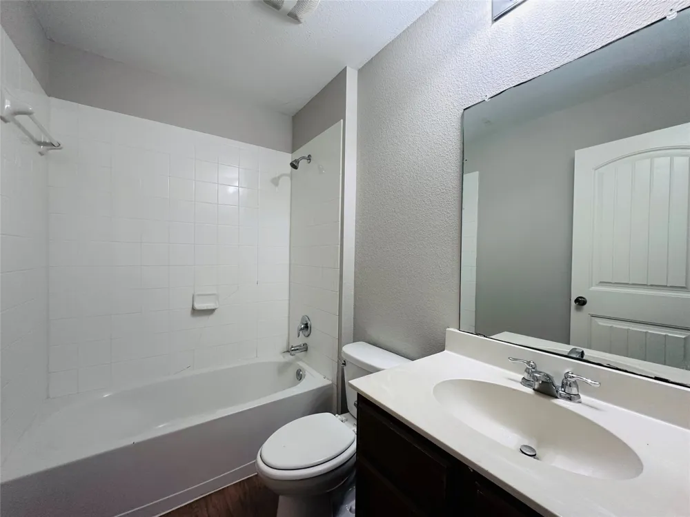 1703 Eagle River Trail Lancaster, TX 75146