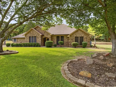 1013 Alamo Drive