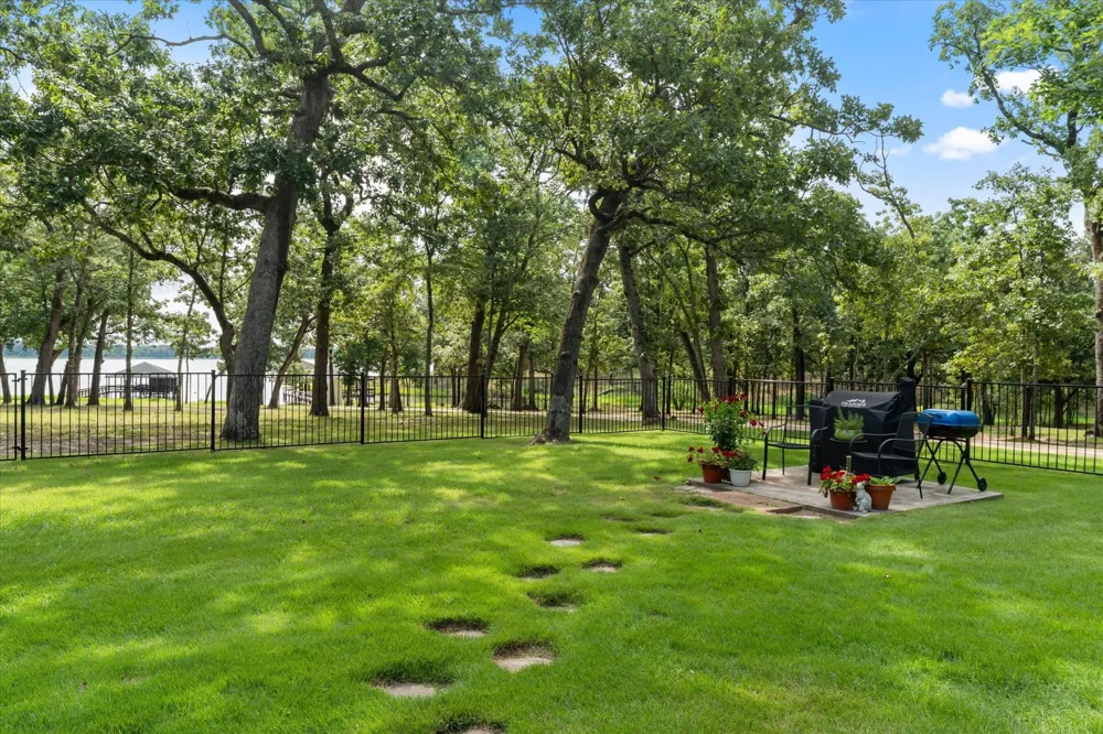 940 Private Road 5980 Yantis, TX 75497