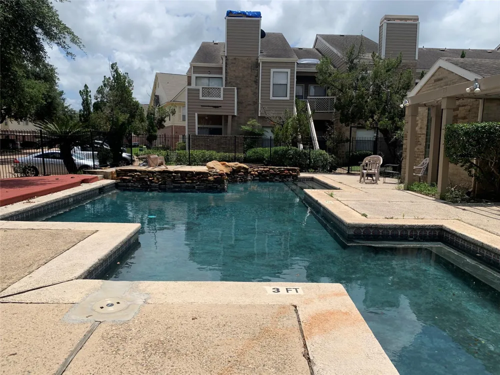 2710 Grants Lake Boulevard #C10 Sugar Land, TX 77479