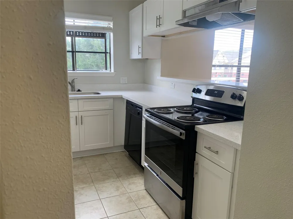 2710 Grants Lake Boulevard #C10 Sugar Land, TX 77479