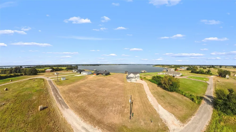 15 Pr 5822b Groesbeck, TX 76642