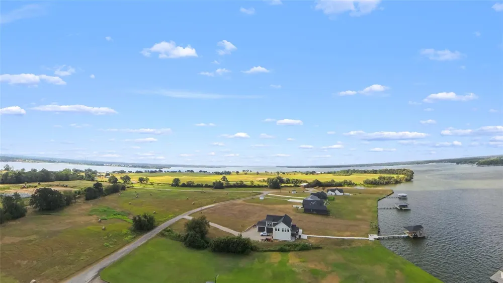 15 Pr 5822b Groesbeck, TX 76642