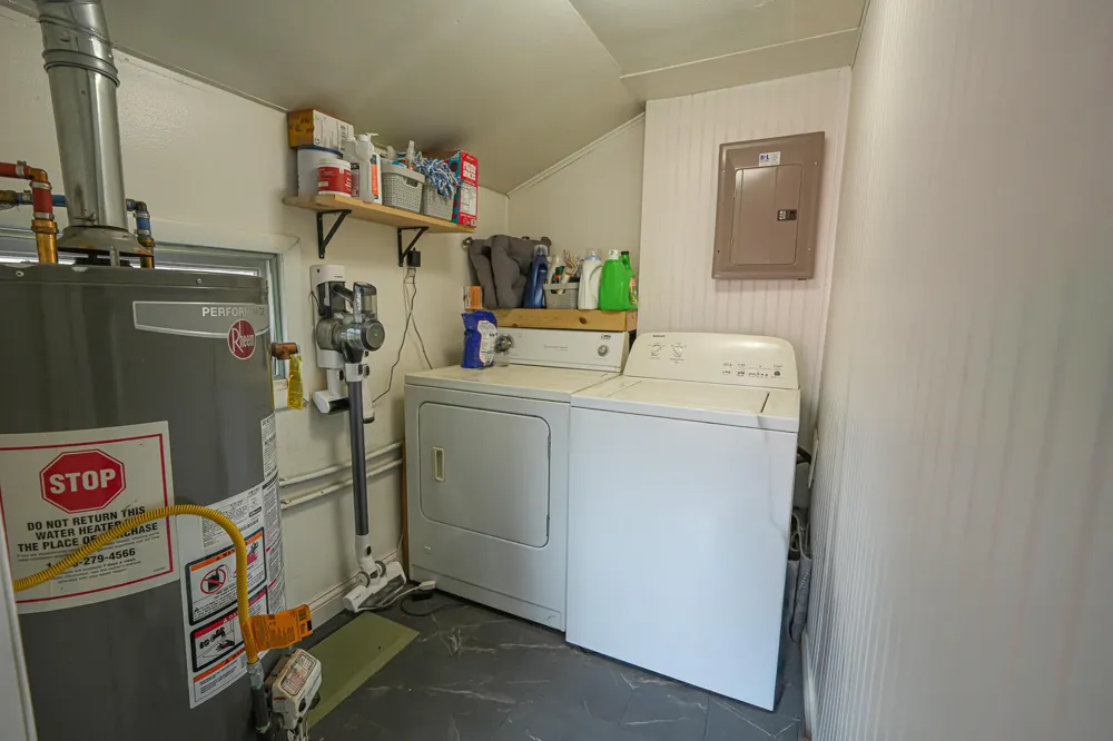 918 Post Road Muskegon, MI 49441