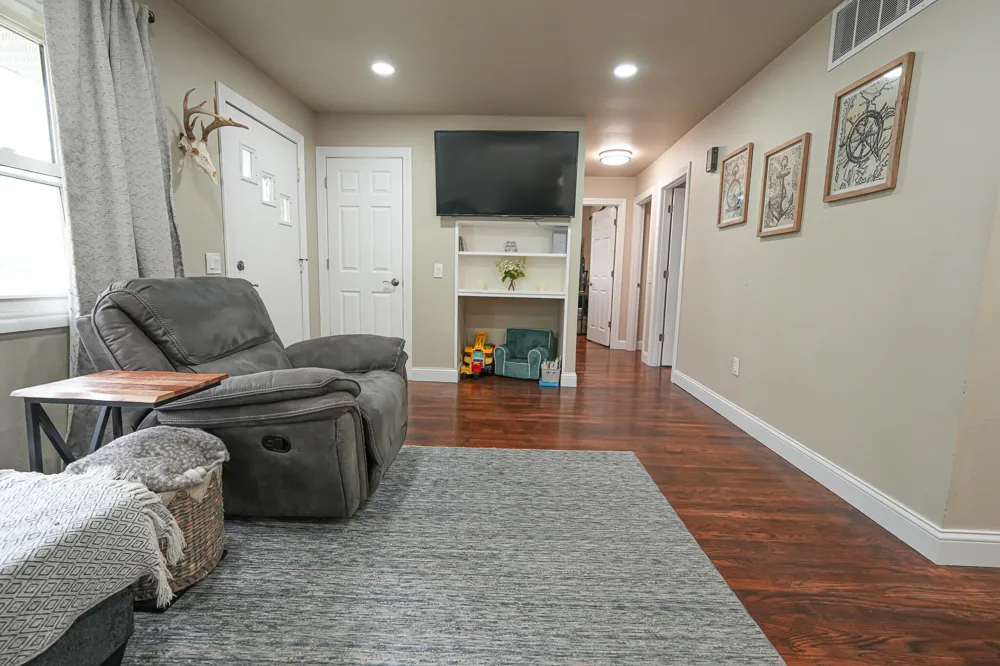 918 Post Road Muskegon, MI 49441