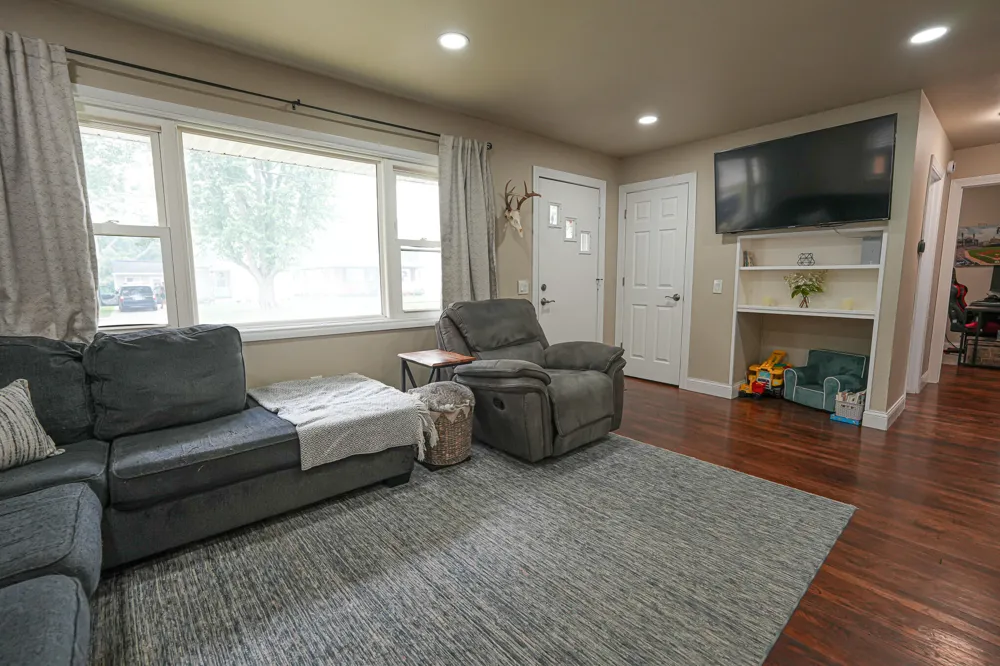 918 Post Road Muskegon, MI 49441