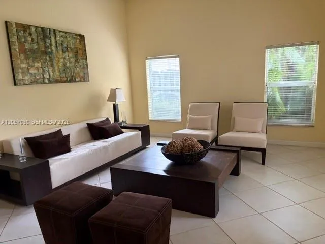 11351 NW 64th Ter Doral, FL 33178