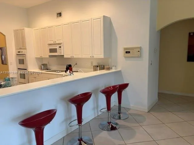 11351 NW 64th Ter Doral, FL 33178