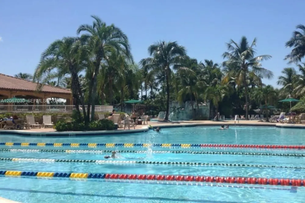 11351 NW 64th Ter Doral, FL 33178